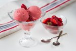 Homemade Ice Cream with Fruits and Buttermilk – Quick and Sugar-Free
